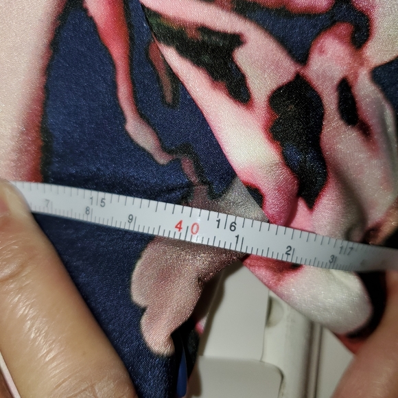 Finders Keepers Mini Dress Back slit Medium - Picture 12 of 15